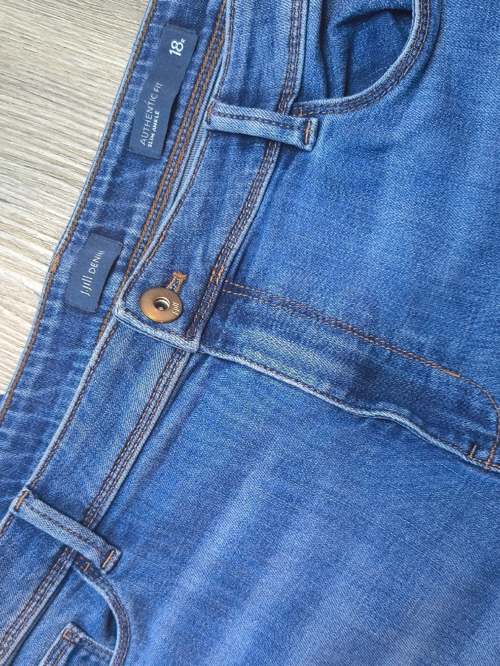 High Rise Slim Ankle w/27.5" Inseam 👖J. Jill Jeans sac338